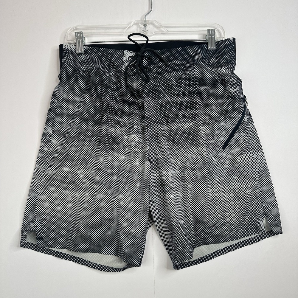 Lululemon Lined Swim Shorts Men's 32 Navy Blue White Tie‎ Waist Quick Dry